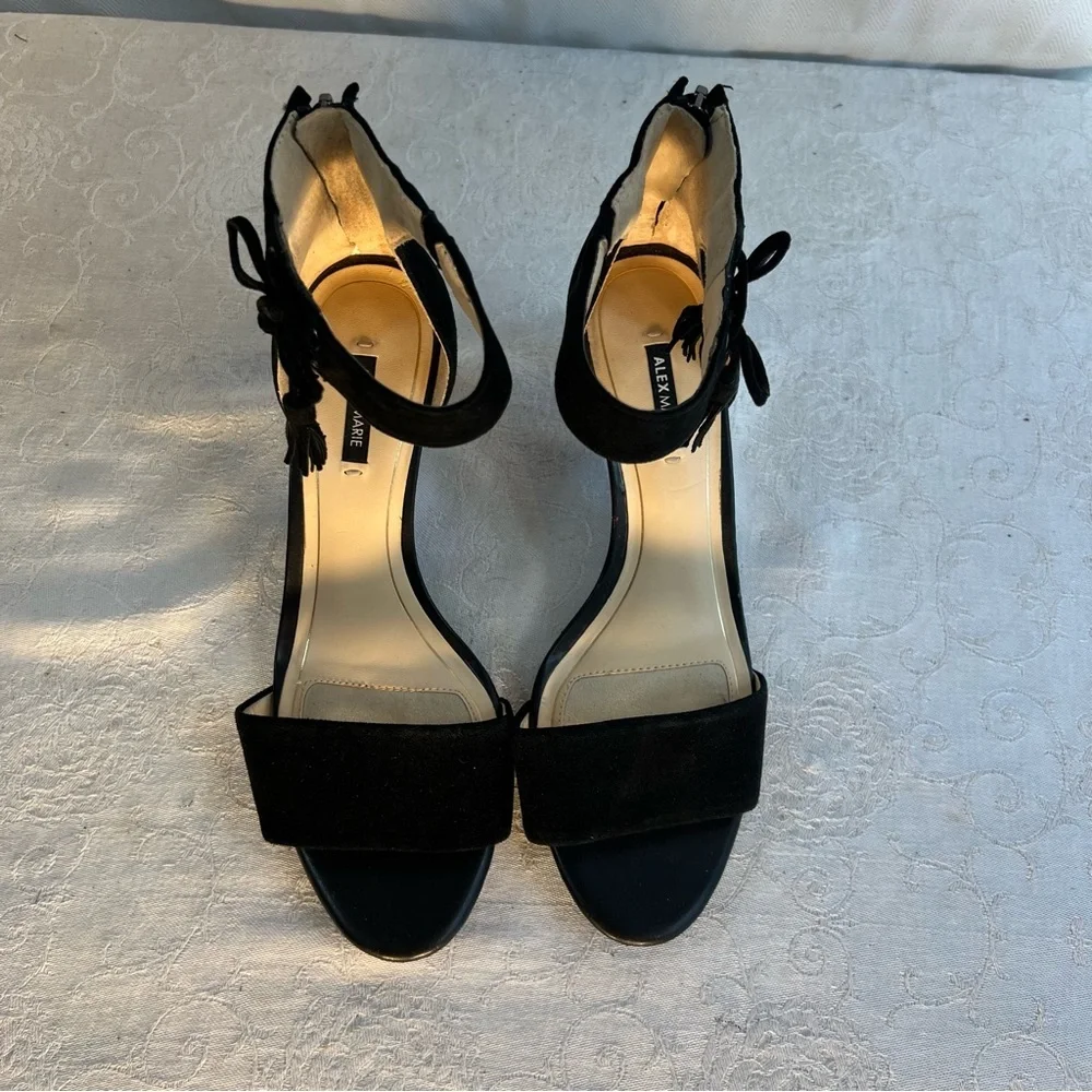 Alex Marie Shoes Black Suede Ankle Strap W/Tassels Zipper Heel 3 3/4” Heels 9.5